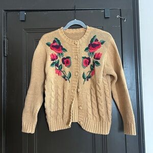 Floral Embroidered Cable Knit Sweater - Tan